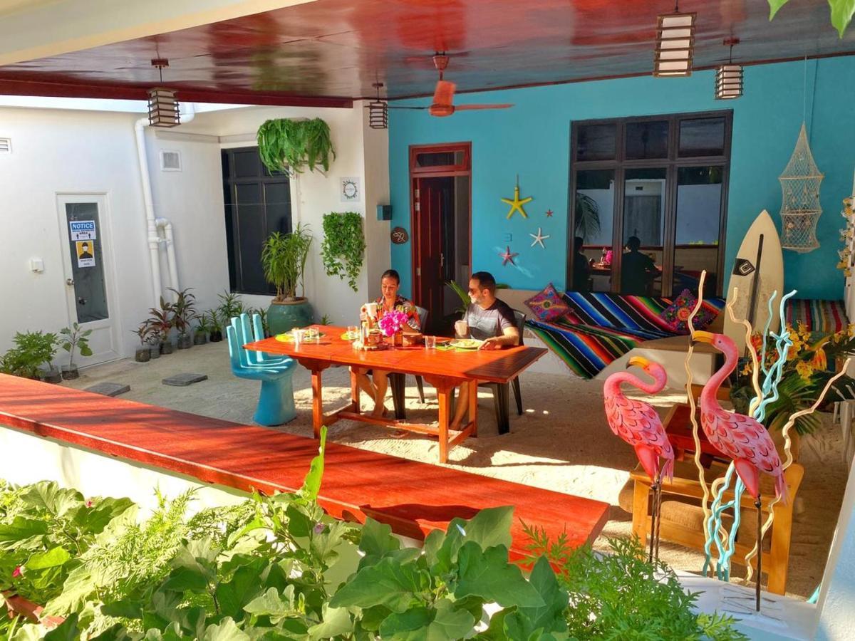 Ocean Breeze Maldives Hotel Thulusdhoo Exterior photo