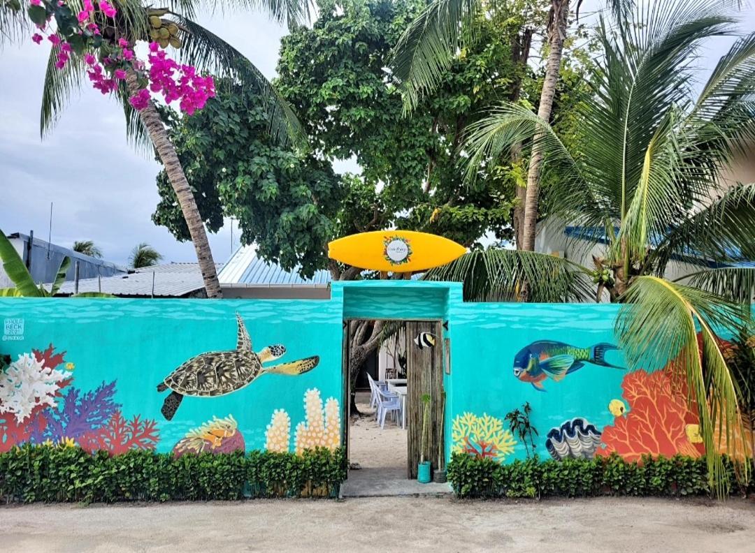 Ocean Breeze Maldives Hotel Thulusdhoo Exterior photo