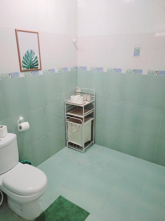 Ocean Breeze Maldives Hotel Thulusdhoo Exterior photo